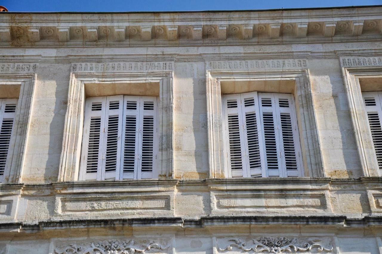 Romance au coeur de Bordeaux / Jardin Public Extérieur photo